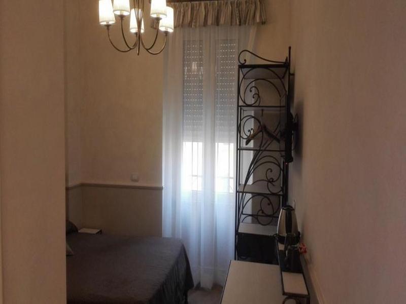 Residenza Cavallini Roma Ngoại thất bức ảnh