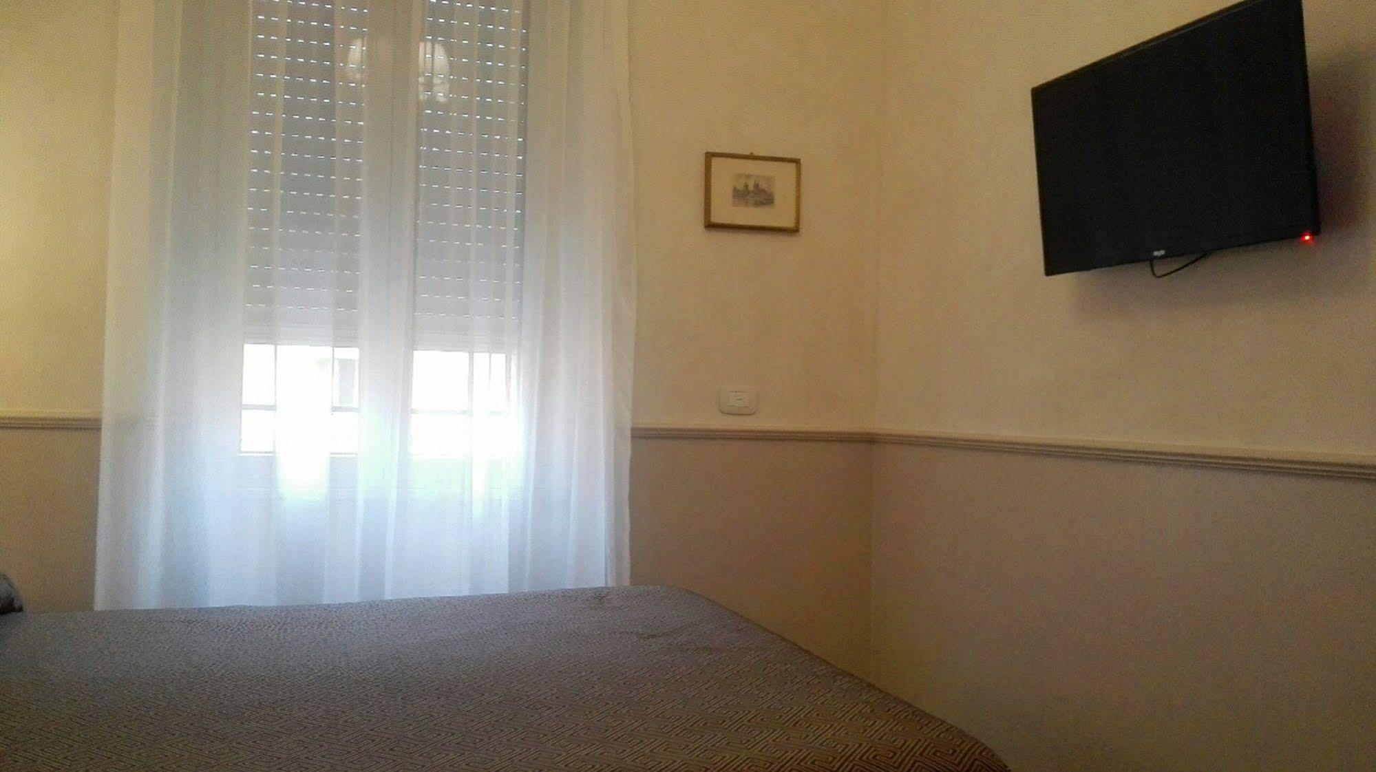 Residenza Cavallini Roma Ngoại thất bức ảnh